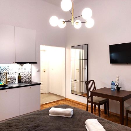 Unique Style Apartments Old Town - 25 Min From The Airport - By Homelike Krakow Ngoại thất bức ảnh