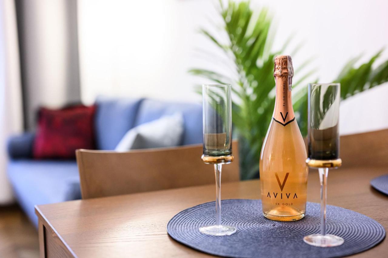 Unique Style Apartments Old Town - 25 Min From The Airport - By Homelike Krakow Ngoại thất bức ảnh