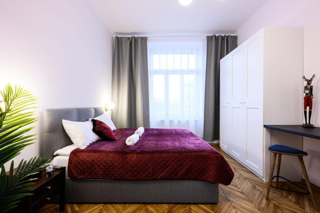Unique Style Apartments Old Town - 25 Min From The Airport - By Homelike Krakow Ngoại thất bức ảnh